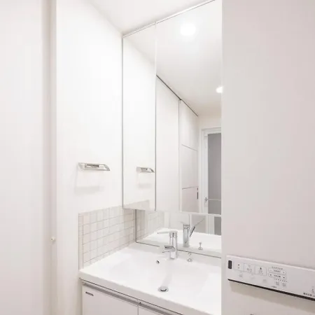 Grand Concierge Roppongi Apartment Tokyo Exterior photo